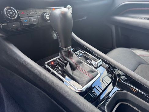 Used 2023 Jeep Compass Trailhawk image 20