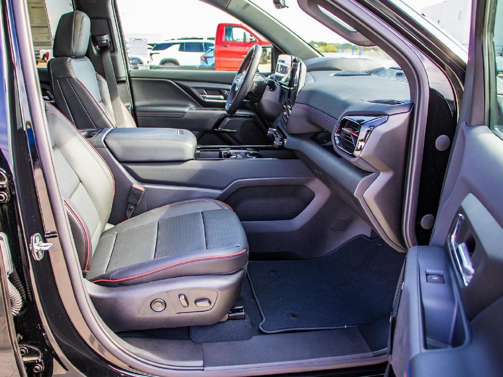 Used 2024 Chevrolet Silverado EV RST AWD/4WD image 16