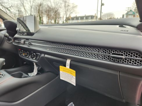 New 2026 Honda HR-V Sport image 12