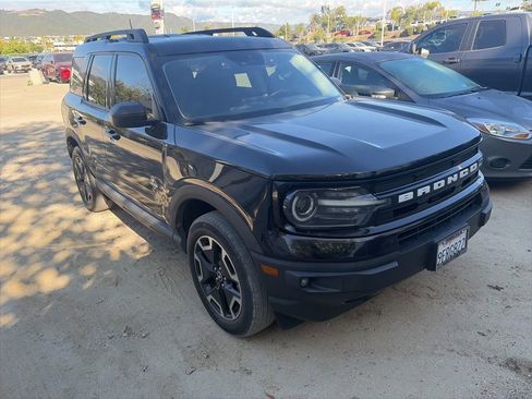Used 2023 Ford Bronco Sport Outer Banks w/ Tech Package AWD/4WD image 14