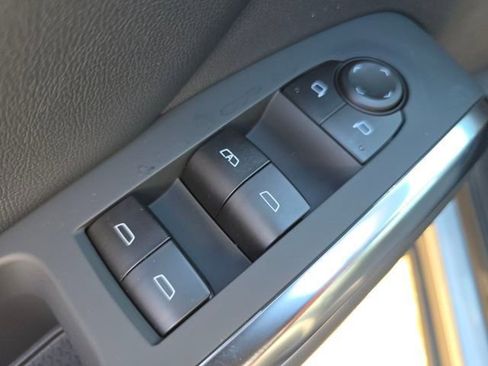 New 2026 Chevrolet Traverse LT w/ Midnight/Sport Edition image 15