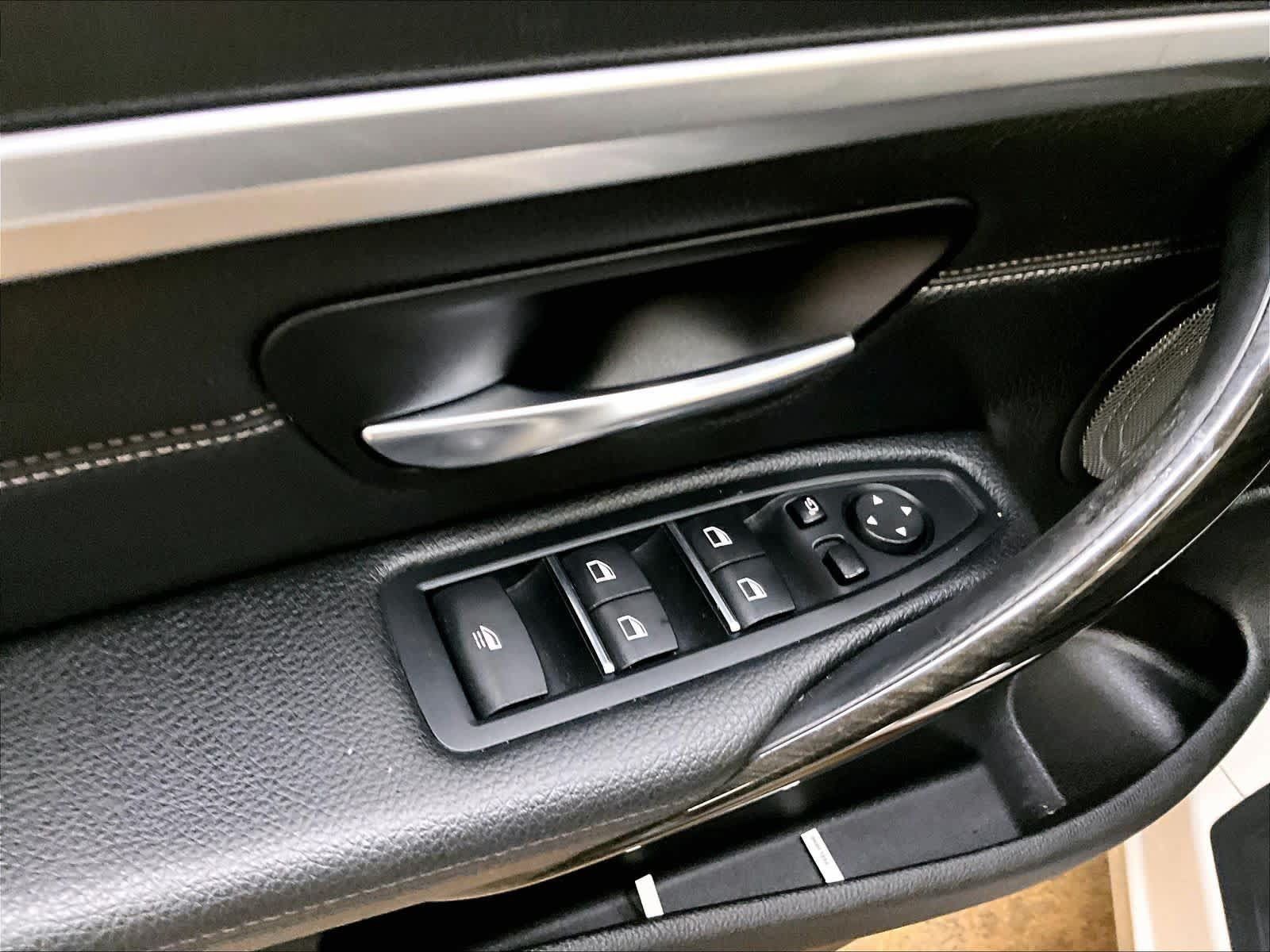 Used 2019 BMW 440i Convertible RWD image 34