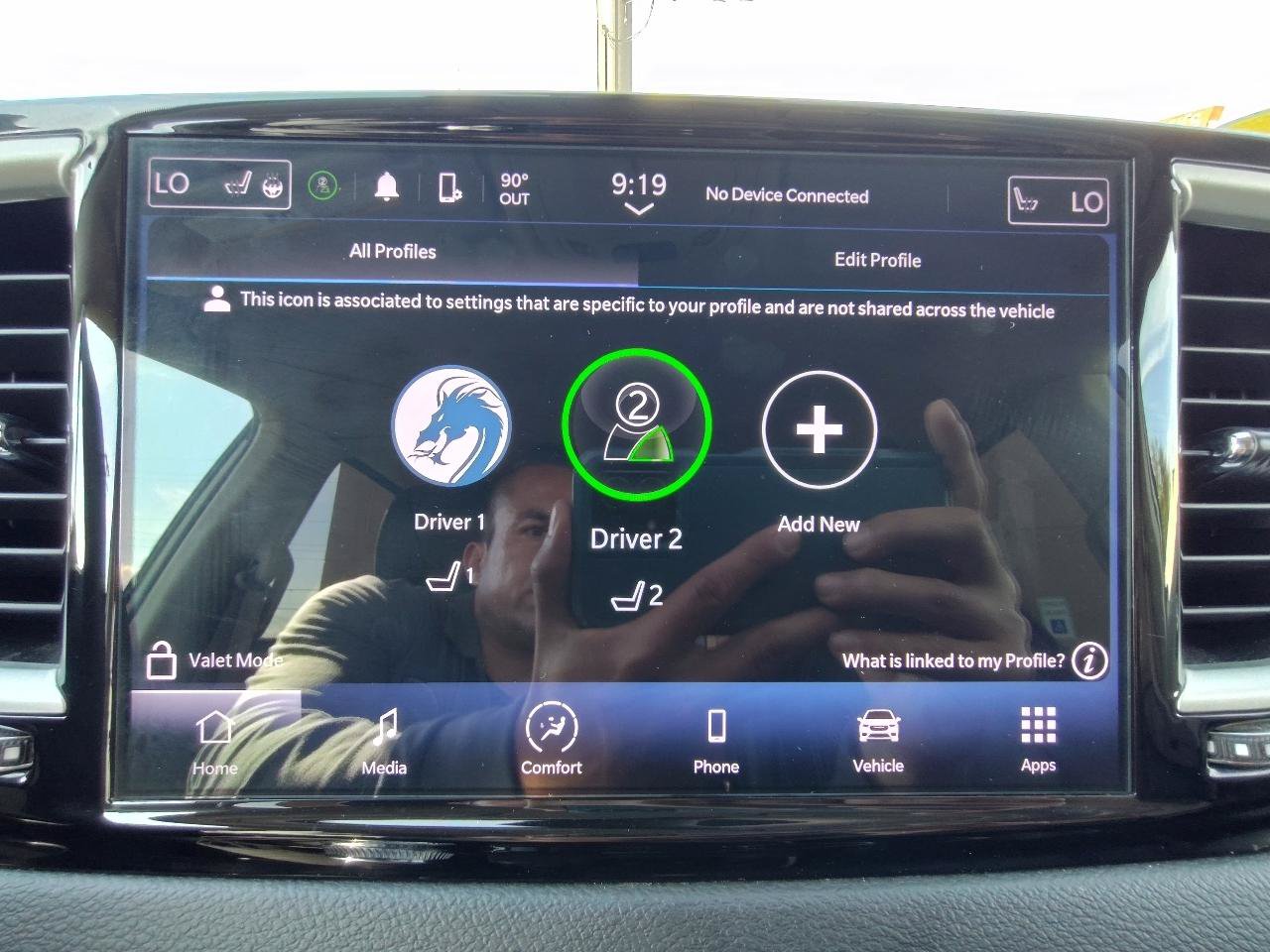 Used 2023 Chrysler Pacifica Touring-L FWD image 33