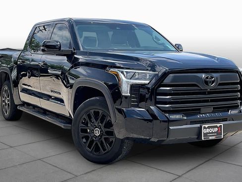 Used 2024 Toyota Tundra Limited AWD/4WD image 3