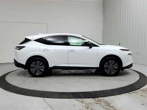 New 2025 Nissan Murano SL image 8