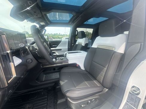 New 2025 GMC Hummer EV 2X AWD/4WD image 11