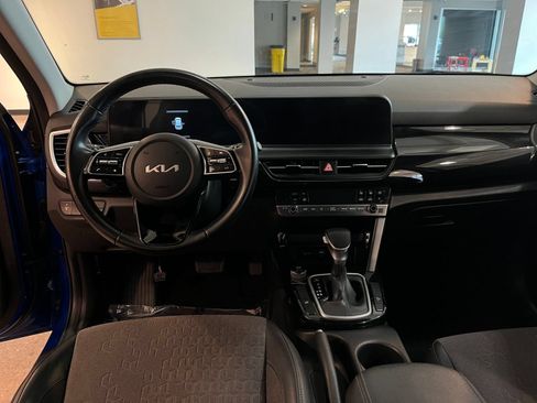 Used 2025 Kia Seltos S FWD image 35