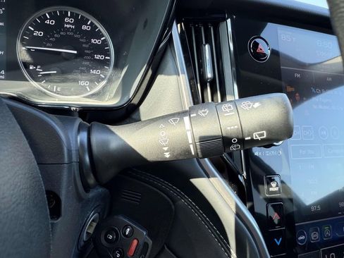 Used 2023 Subaru Outback Premium image 27