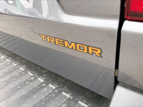 New 2025 Ford Maverick Tremor image 15