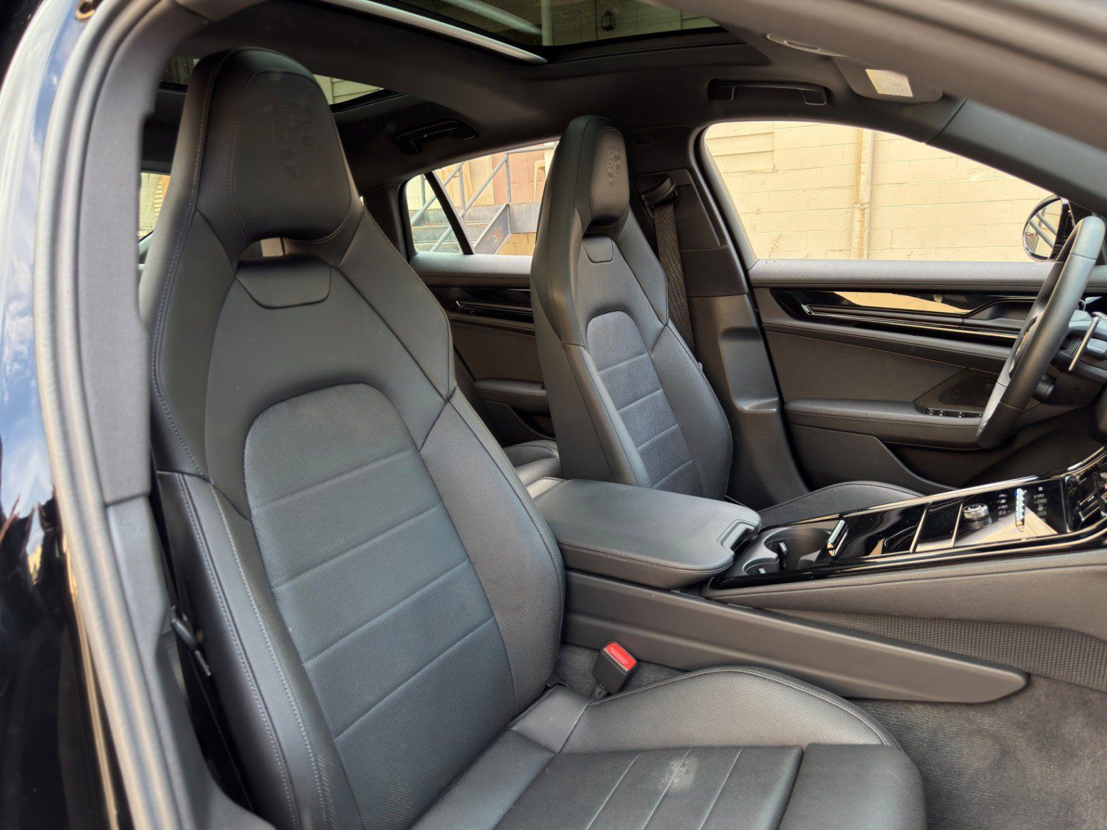 Used 2025 Porsche Panamera 4S AWD/4WD image 40