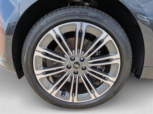 New 2025 Land Rover Range Rover Sport Dynamic SE image 10