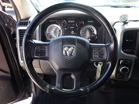 Used 2019 RAM 1500 Big Horn AWD/4WD image 13