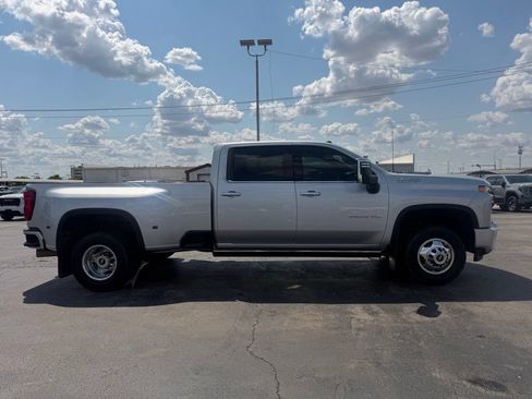 Used 2022 Chevrolet Silverado 3500 High Country AWD/4WD image 10