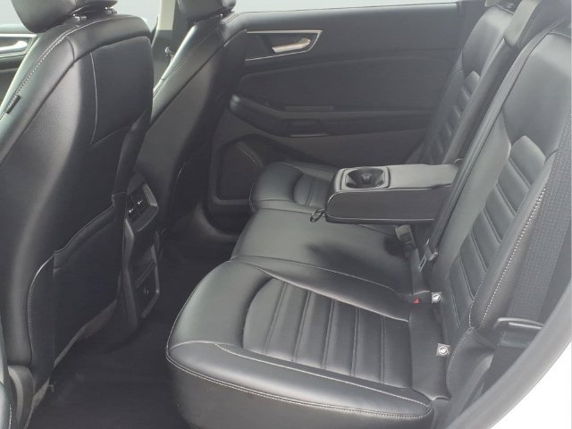 Used 2023 Ford Edge SEL AWD/4WD image 25