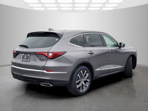 Used 2024 Acura MDX SH-AWD w/ Technology Package image 5