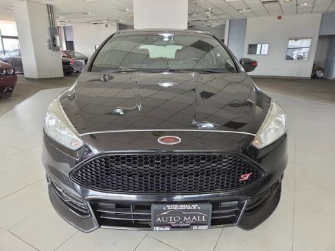 Used 2016 Ford Focus ST FWD image 2