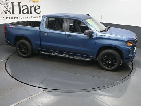 Used 2024 Chevrolet Silverado 1500 Custom w/ Turbomax Blackout Package AWD/4WD image 54