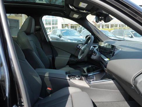 New 2026 BMW X3 xDrive30 w/ Premium Package AWD/4WD image 7