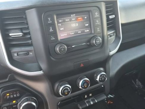 Used 2022 RAM 1500 Big Horn AWD/4WD image 14