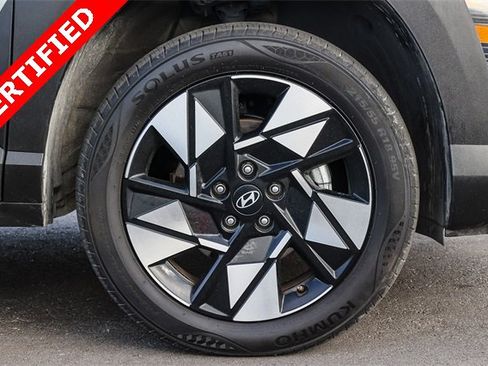 Certified 2024 Hyundai Kona SEL image 9