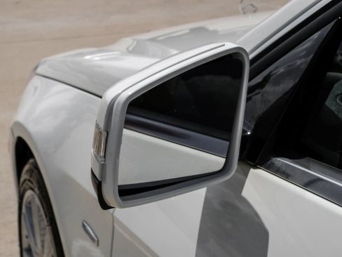 Used 2012 Mercedes-Benz E 350 Sedan image 37