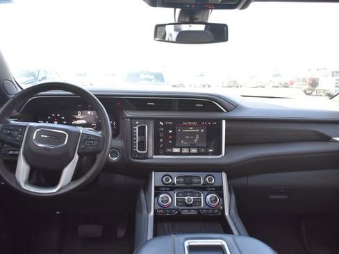Used 2022 GMC Yukon Denali image 45