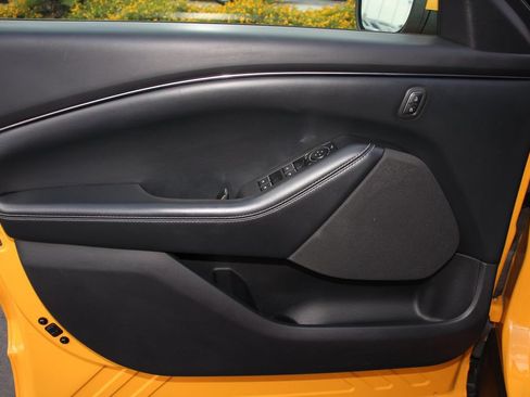 Used 2022 Ford Mustang Mach-E Select RWD image 21