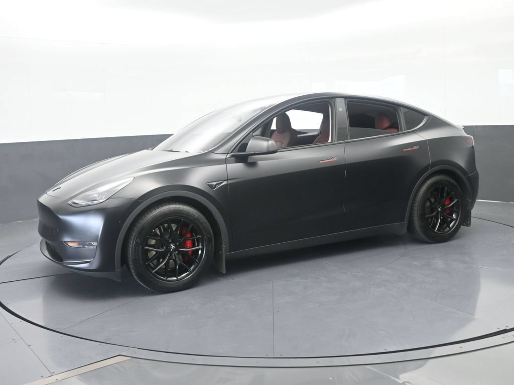 Used 2024 Tesla Model Y Performance AWD/4WD image 2