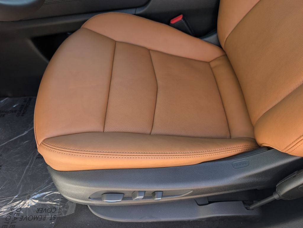 New 2026 Cadillac XT5 Premium Luxury w/ Driver Assist Package FWD image 11