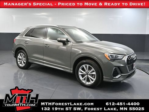 Used 2022 Audi Q3 2.0T Premium AWD/4WD image 1