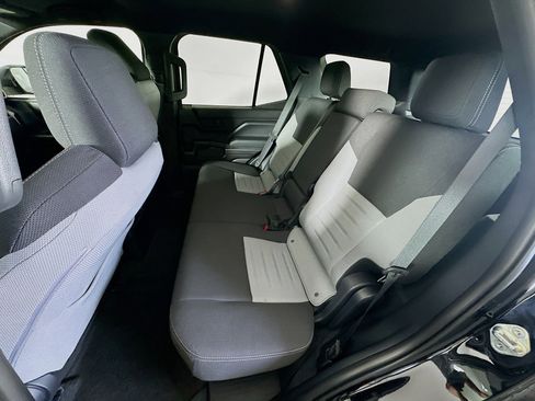 Used 2025 Toyota 4Runner TRD Off-Road AWD/4WD image 28