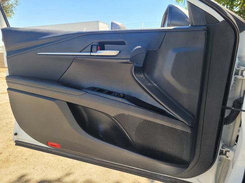 Used 2025 Toyota Camry SE FWD image 29