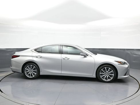 Used 2019 Lexus ES 350 w/ Premium Package FWD image 5