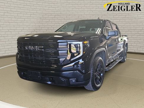 Used 2024 GMC Sierra 1500 Elevation w/ Preferred Package AWD/4WD image 1