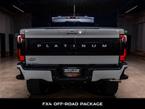 Used 2026 Ford F250 Platinum w/ Platinum Plus Package AWD/4WD image 8