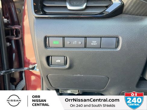 Used 2024 Nissan Sentra SV w/ All-Weather Package image 18