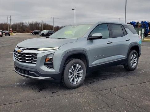 New 2026 Chevrolet Equinox LT w/ Convenience Package II image 2