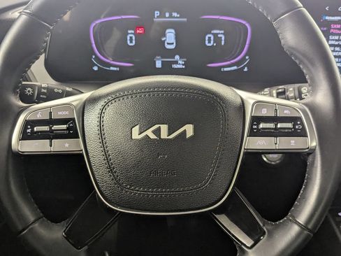 Used 2024 Kia Telluride S w/ S Sunroof Package FWD image 16