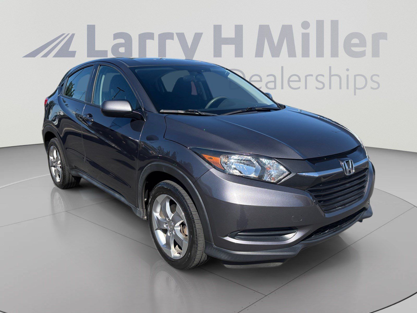 Used 2017 Honda HR-V LX image 7