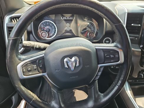 Used 2019 RAM 1500 Big Horn AWD/4WD image 10