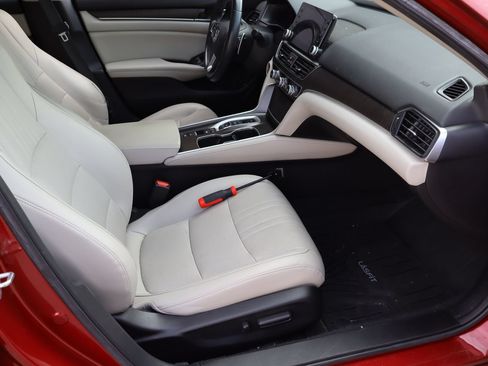 Used 2021 Honda Accord EX-L image 16
