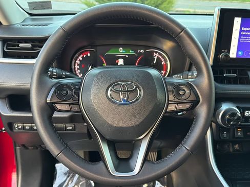 Used 2025 Toyota RAV4 XLE Premium w/ Weather Package AWD/4WD image 30