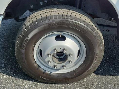 Certified 2024 Ford F350 XL AWD/4WD image 9
