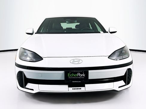 Used 2024 Hyundai Ioniq 6 SEL AWD/4WD image 2
