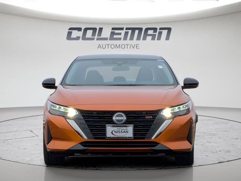 Certified 2025 Nissan Sentra SR FWD image 8