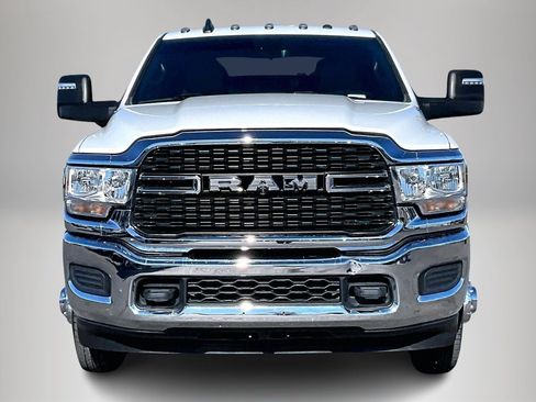 Used 2024 RAM 3500 Tradesman w/ Towing Technology Group image 2