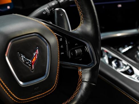 Used 2022 Chevrolet Corvette Stingray Premium Cpe w/ Z51 Performance Package image 25