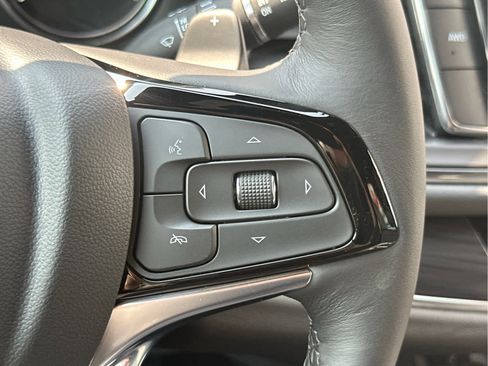 Used 2022 Buick Enclave Essence w/ Experience Buick Package image 32