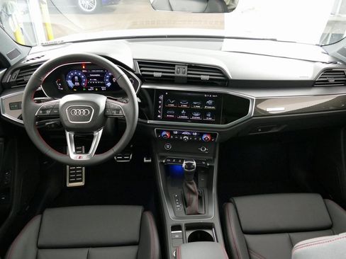 New 2025 Audi Q3 2.0T Premium Plus image 26