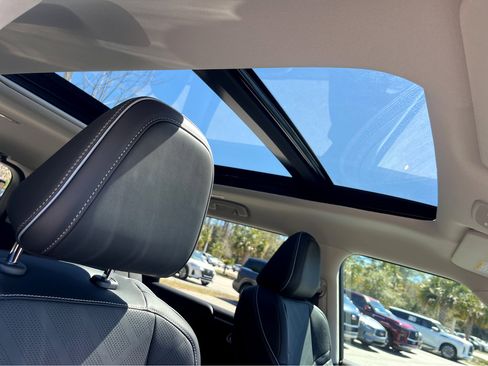 New 2025 INFINITI QX80 Luxe image 15